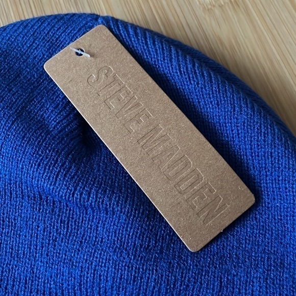 Brand New Steve Madden Blue Knit Beanie Hat w/ Rhinestone Beaded Heart - Picture 6 of 8